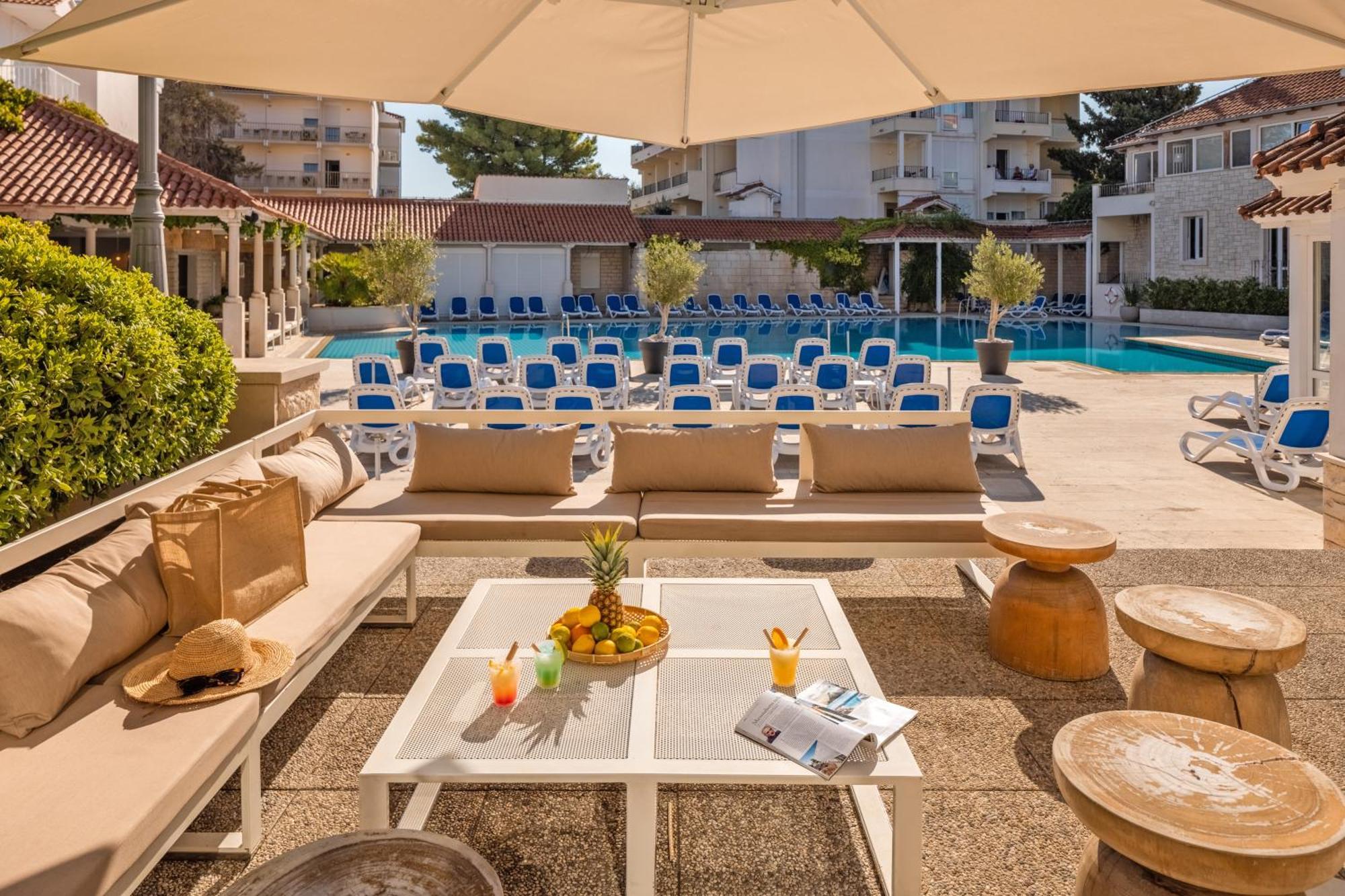 Hotel Waterman Kaktus Supetar Extérieur photo