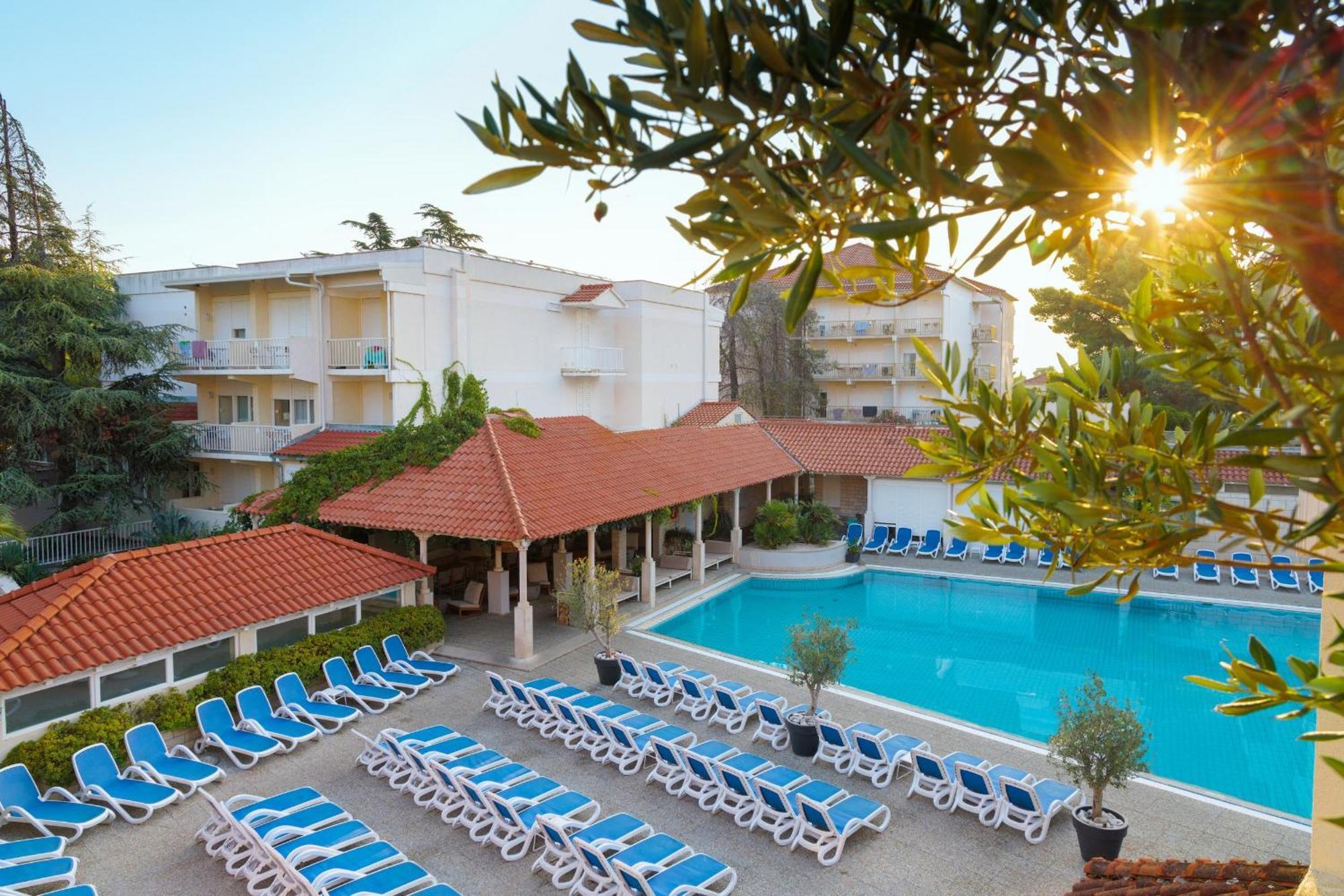 Hotel Waterman Kaktus Supetar Extérieur photo